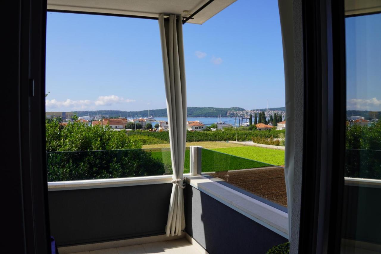 Blue Shell Trogir Apartment Eksteriør bilde